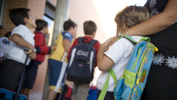Radiografía del inicio de clases en Madrid: más de 31.500 niños confinados en el curso de las incógnitas