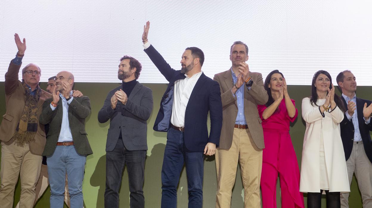 Vox y Ciudadanos ingresan más que el PP por cuotas de afiliados