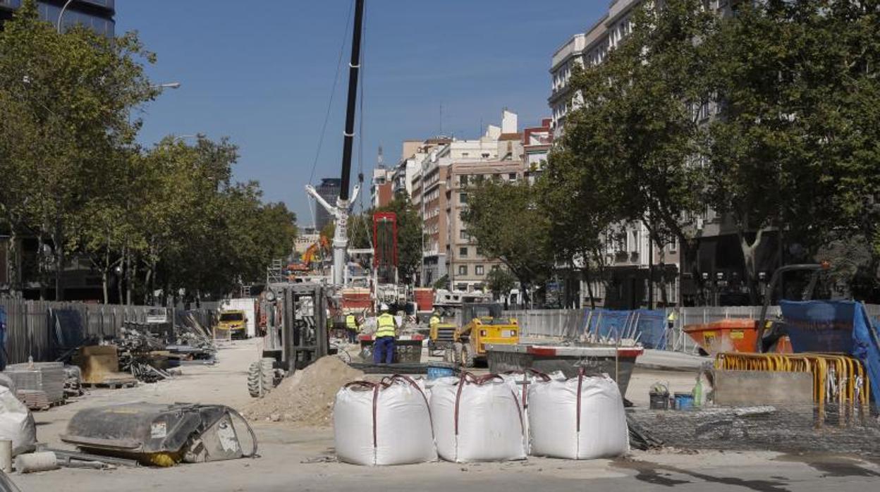 El desmontaje del puente de Joaquín Costa