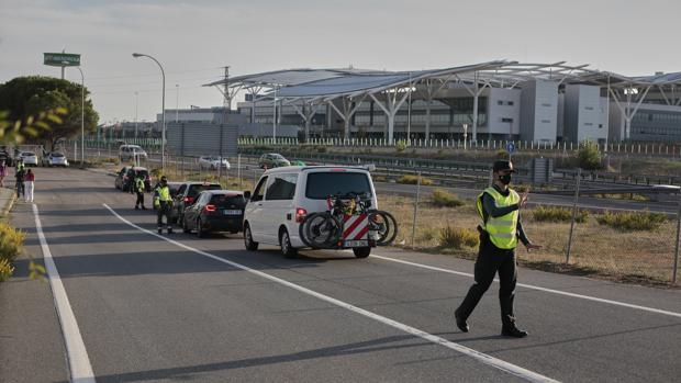 Malestar policial por el baile de normas: «Nos están mareando, las órdenes no son claras»