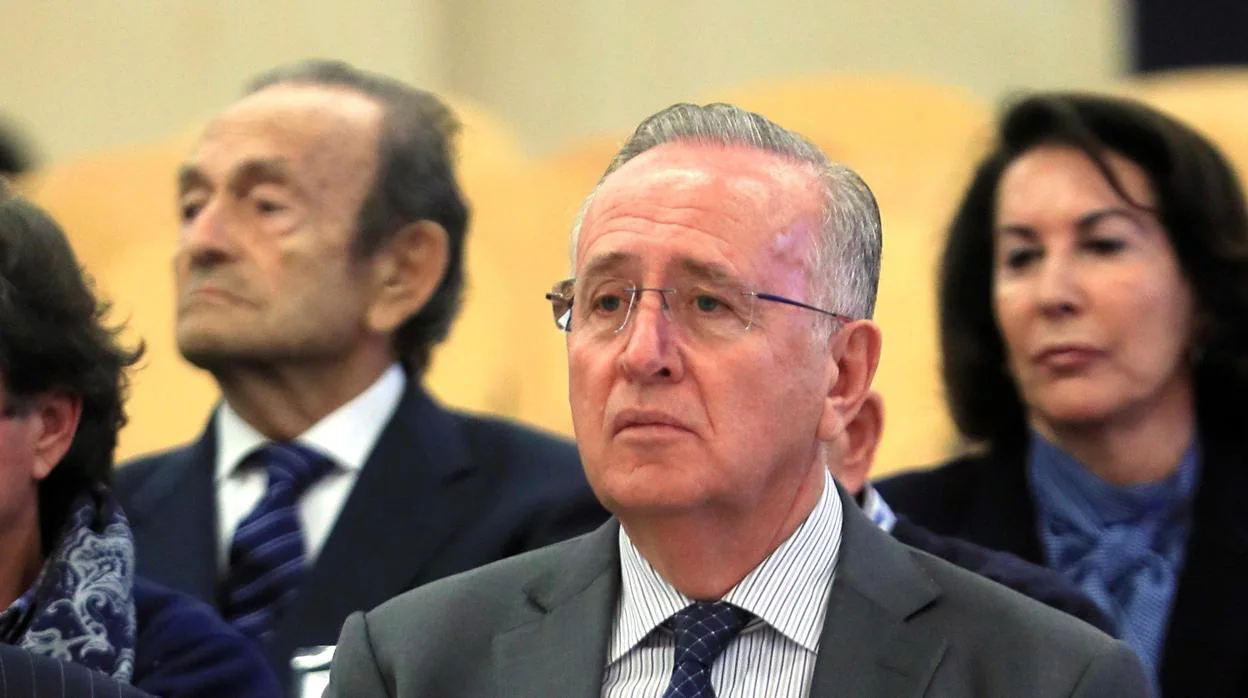 Manuel Fernández de Sousa, sentado en el banquillo de la Audiencia Nacional