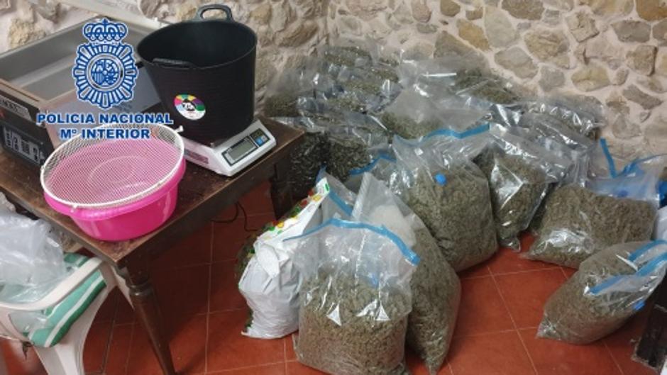 Cae una banda criminal polaca con 81 detenidos que traficaba con drogas y armas desde Alicante