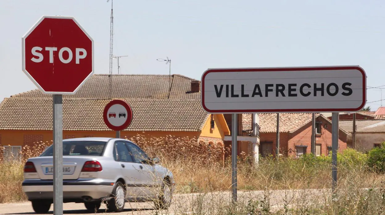 Entrada a Villafrechós (Valladolid)