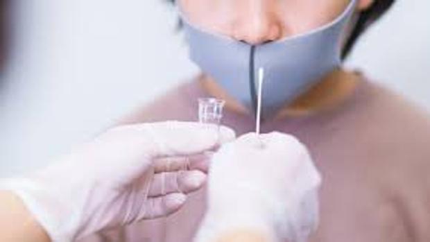 Desciende el número de pacientes ingresados por coronavirus, tanto en cama convencional como en UCI