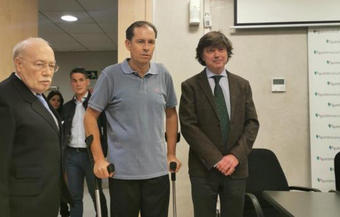 Mariano de la Viña, el pasado 22 de noviembre, cuando abandonó el hospital 40 días después de su brutal cogida