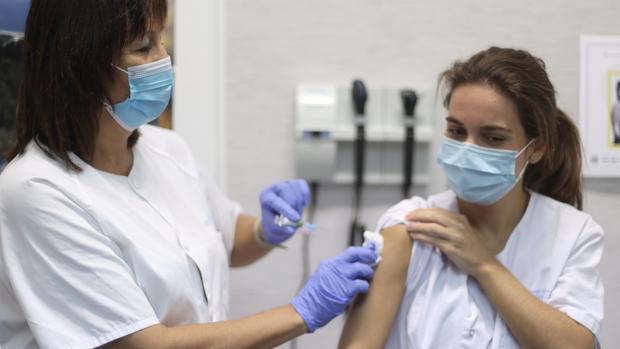 Vacunación de la gripe en Madrid: todo lo que debes saber para la campaña de este año