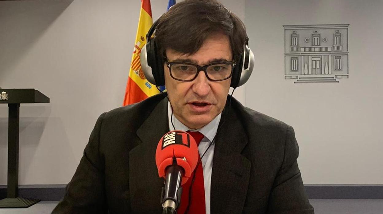 Salvador Illa, durante la entrevista en RAC-1