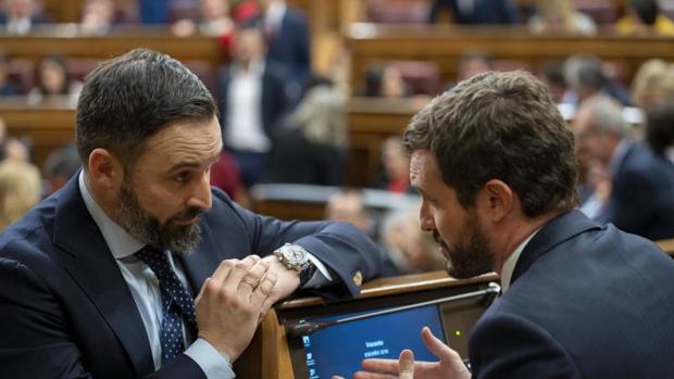 Opina: ¿Qué debe votar el PP en la moción de censura de Vox?