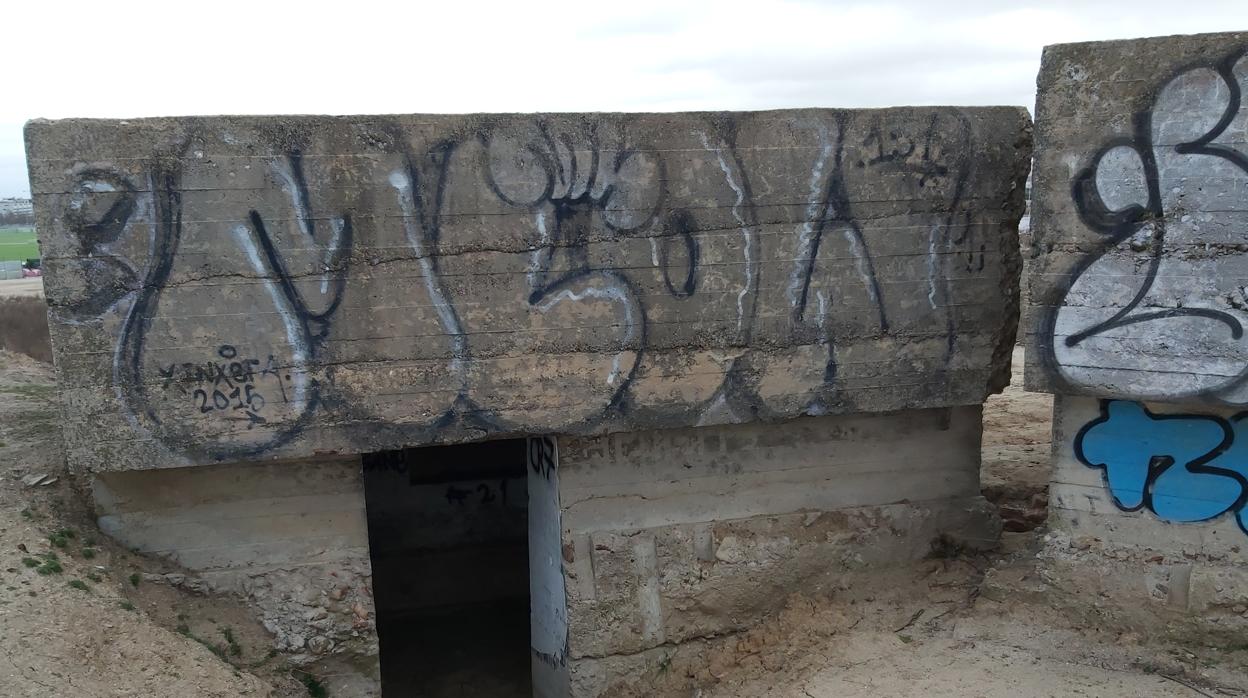 Fortines de Mata Espesa, en Valdebebas, durante el proceso previo de excavación perimetral antes de su traslado