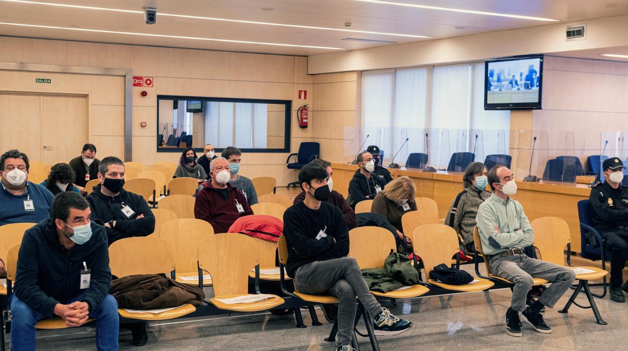 Los acusados, en el banquillo de la Audiencia Nacional