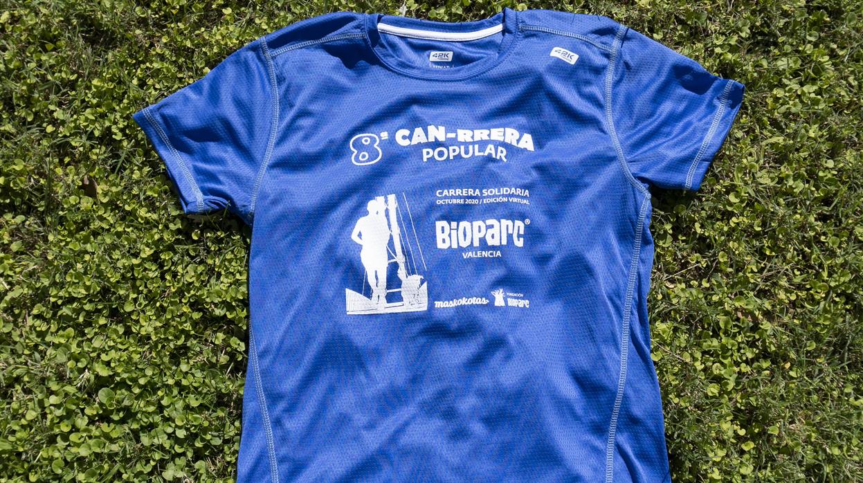 Imagen de la camiseta oficial de la octava Can-rrera solidaria de Bioparc de Valencia