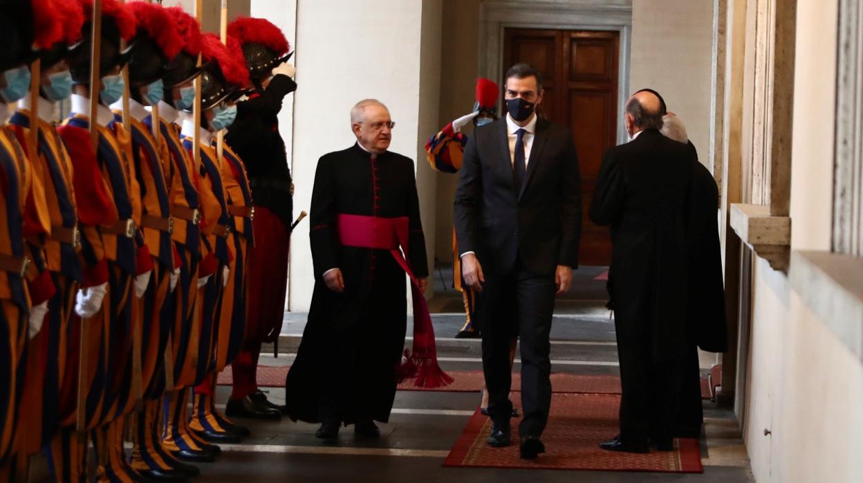 Llegada del presidente del Gobierno, Pedro Sánchez, al Vaticano, para su reunión con el Papa Francisco