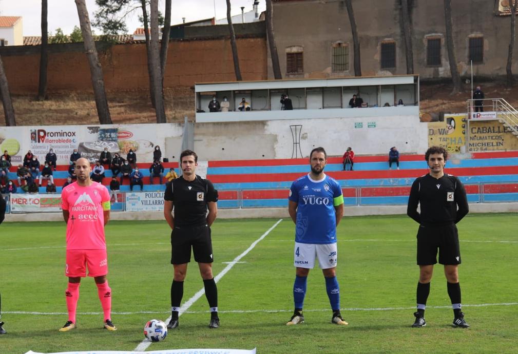 El derbi vecinal se disputó con un aforo máximo de 750 espectadores en las gradas del Virgen de la Caridad de Villarrobledo