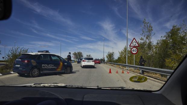 Aguado dice que Madrid podría volver a prohibir las reuniones de amigos por la noche y Sanidad lo niega