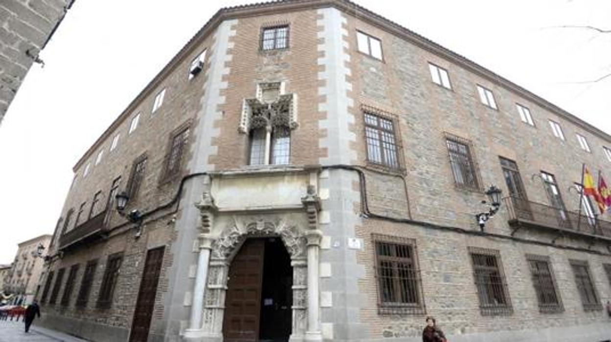 Fachada de la Audiencia de Toledo