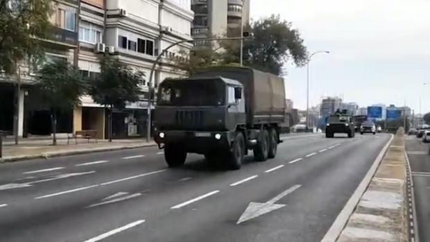 Tanques y vehículos militares entran en Madrid... para un rodaje de Amenábar