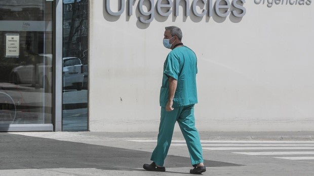 Confinamiento en Valencia: los hospitales acusan el ritmo desbocado de contagios diarios de coronavirus