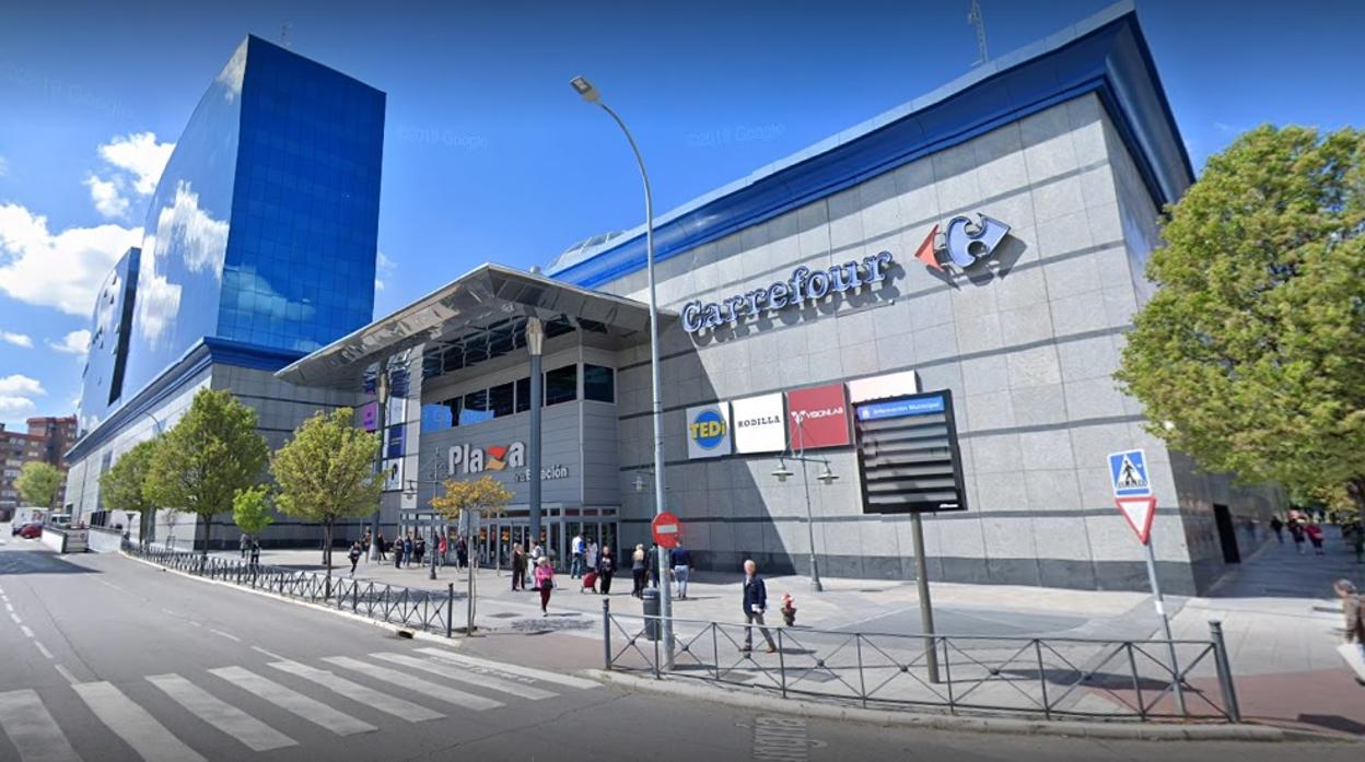 Exterior del centro comercial donde sucedieron los hechos