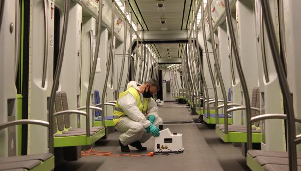 Así funciona el sistema que desinfecta el Metro de Valencia y elimina el rastro del coronavirus