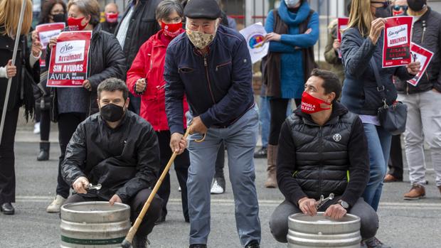 La hostelería de Castilla y León vuelve a salir a la calle para evitar su «ruina»