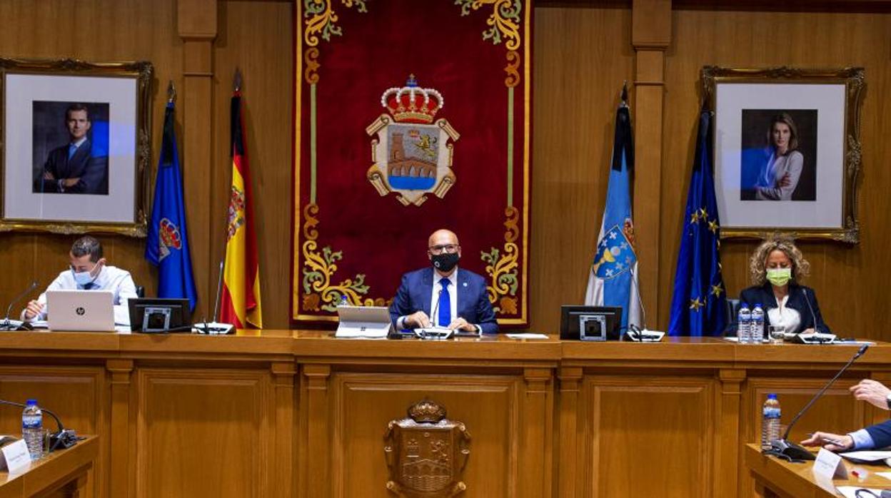 Pleno ordinario de la Diputación de Orense, con Manuel Baltar al frente, el pasado mes de septiembre