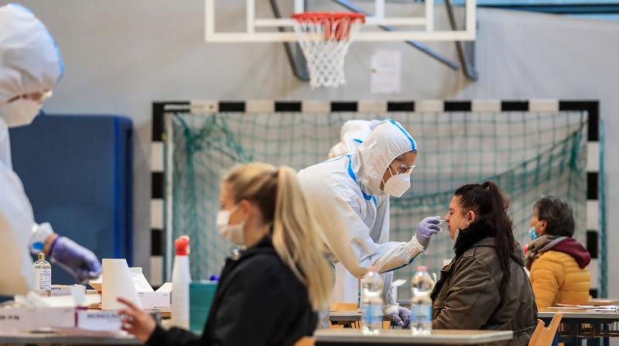 Campaña de test masivos en un polideportivo