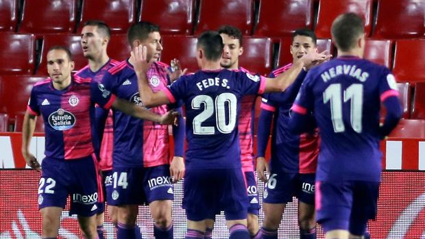 Veteranos y noveles sacan del pozo al Real Valladolid