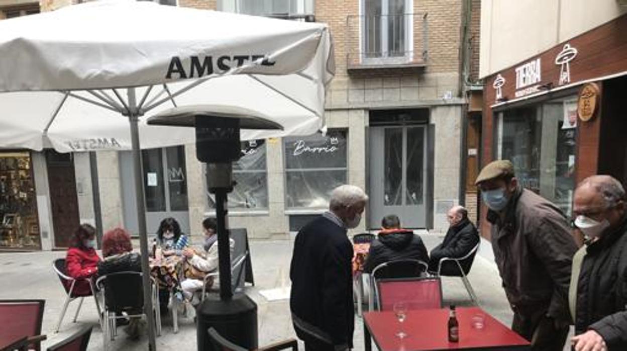 La ciudad de Toledo regresa este jueves al nivel 2 y se permite abrir el interior de bares y restaurantes