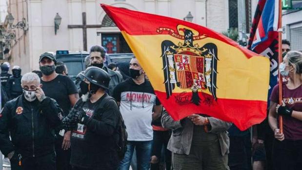 La Generalitat abre un expediente por exhibición de símbolos franquistas el 12 de octubre en Valencia