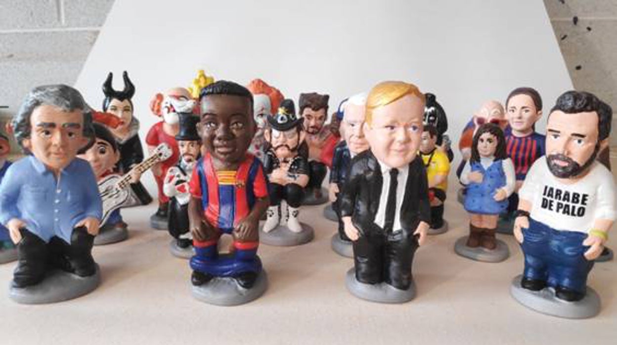 Simón y Donés, en los extremos, encabezan la hornada de nuevos «caganers»