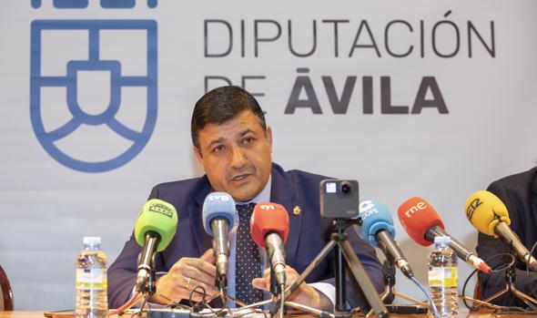 La Diputación ve «chantaje» el aumento 300% en el  convenio bomberos con el Ayuntamiento de Ávila