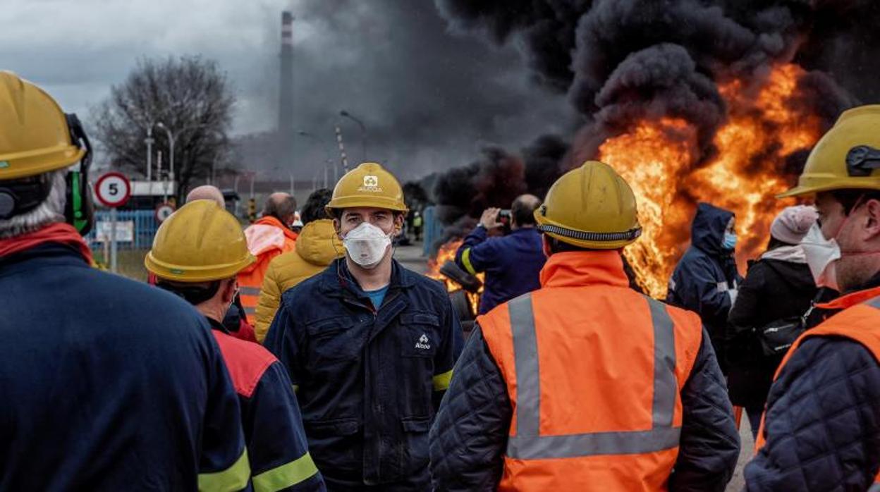 Protesta de los trabajadores de Alcoa San Cibrao