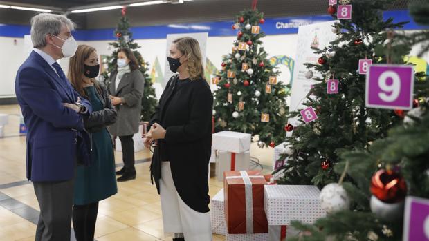 Metro de Madrid «planta» 12 árboles de los deseos para ayudar a causas sociales