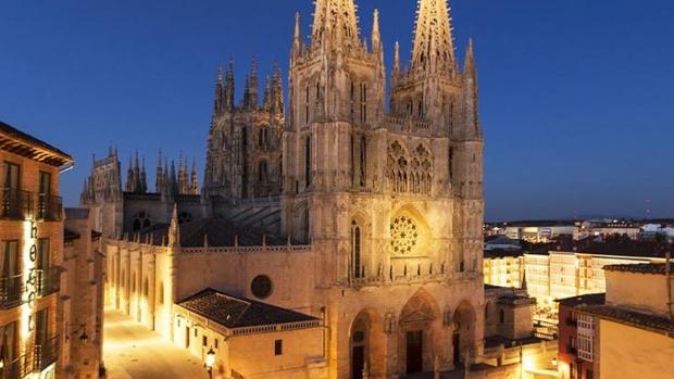 Burgos traza una ruta de ocho miradores especiales para apreciar su catedral