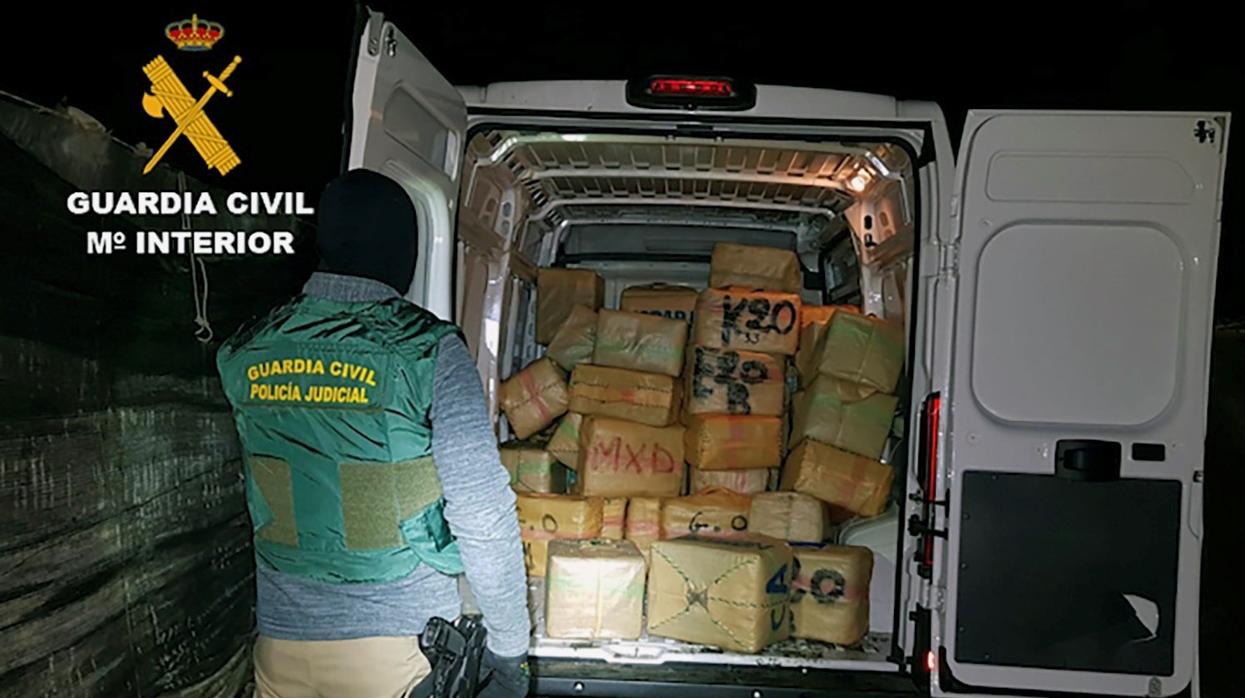 La Guardia Civil en una operación antidroga, imagen de archivo