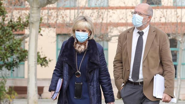 Castilla y León inicia el domingo la vacunación en Palencia con «un envío testimonial»