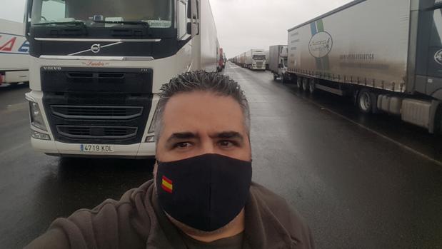 Un camionero español atrapado en el Reino Unido: «Los ánimos se están caldeando y algunos se quieren ir»