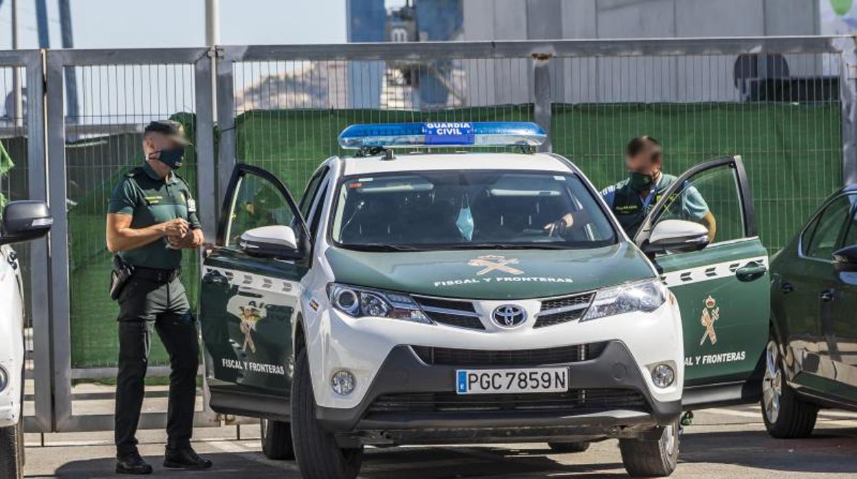 Efectivos de la Guardia Civil