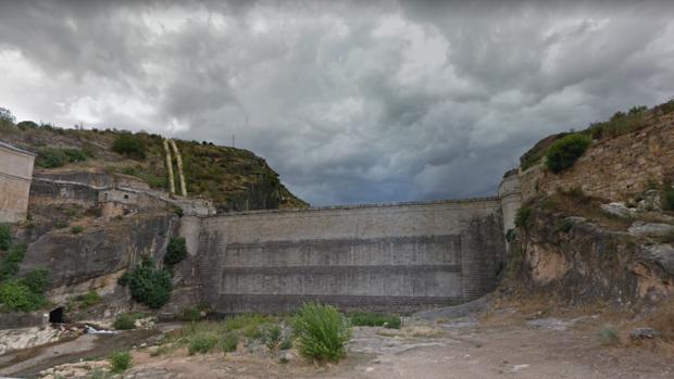 Hallan el cadáver de un hombre en la presa del Pontón de la Oliva