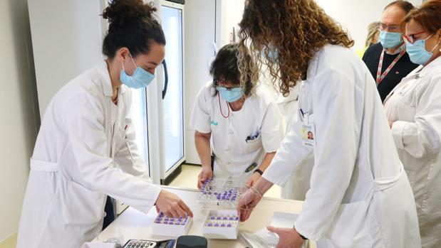 Aragón vacunará contra el Covid a 30.000 personas en dos meses, 60.000 menos de lo que anunció