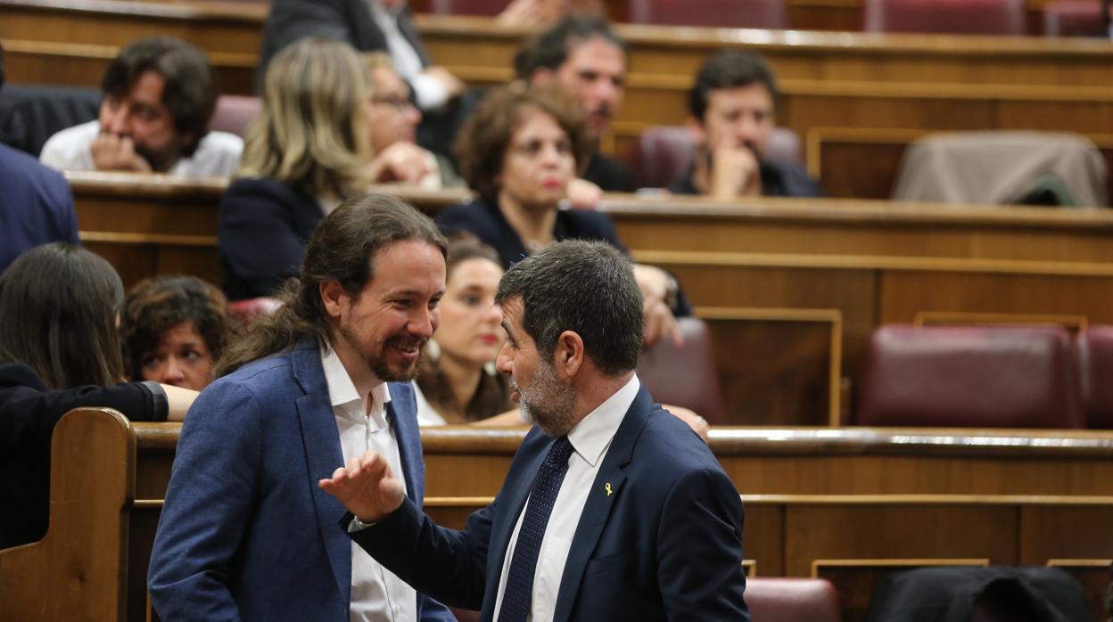 Pablo Iglesias y Jordi Sànchez en el Congreso de los Diputados, imagen de archivo