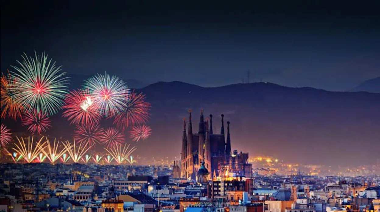 Simulación del castillo de fuegos artificiales que despedirá el año en Barcelona
