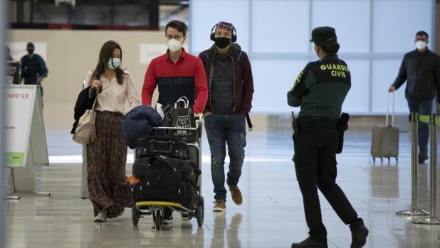 Madrid detecta ya nueve casos de la cepa británica del Covid, y 30 están en estudio