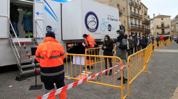 Castilla y León anota 289 nuevos casos de coronavirus y 16 defunciones más