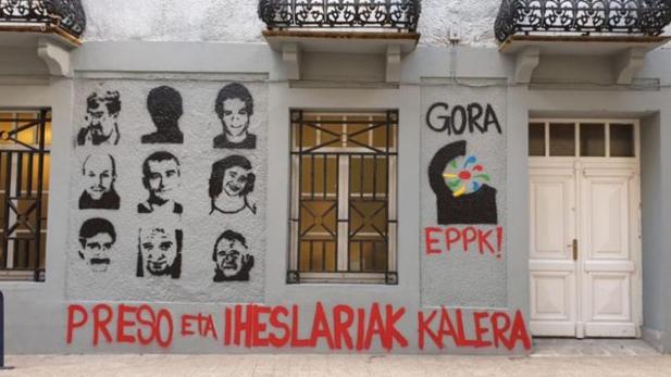 Los acercamientos de presos de ETA al País Vasco dividen al socialismo histórico