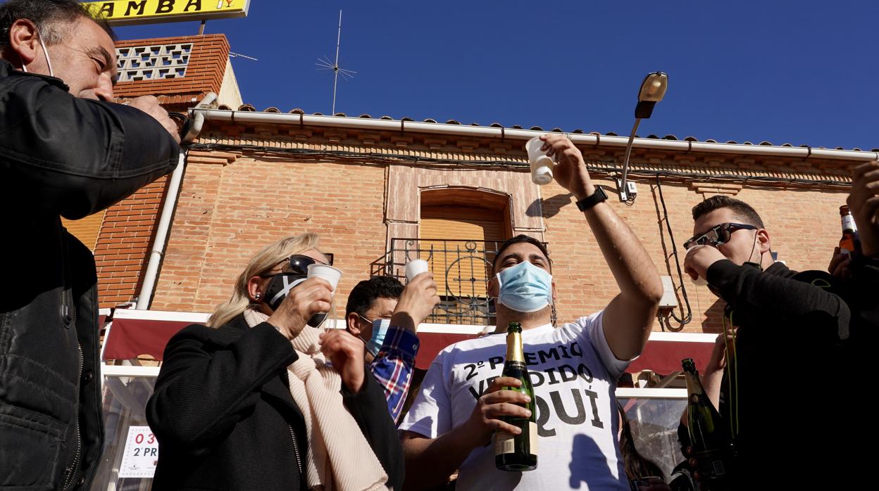 Festejan en Mota del Marqués (Valladolid) un segundo premio del Niño