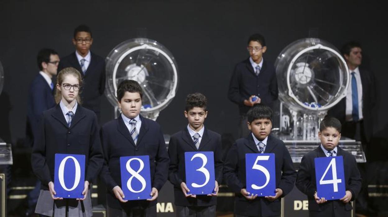 Imagen del primer premio del sorteo del Niño en 2017