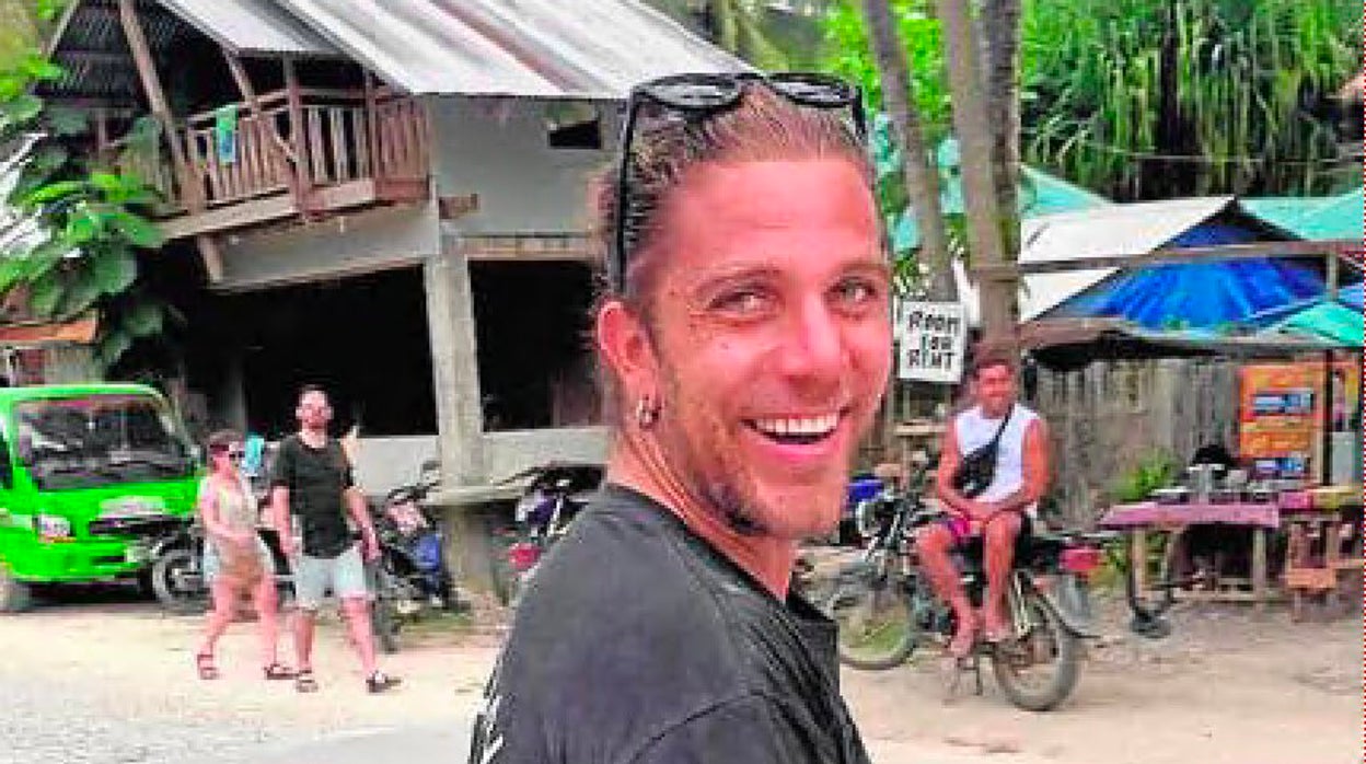 Diego Bello, en una imagen tomada en Filipinas