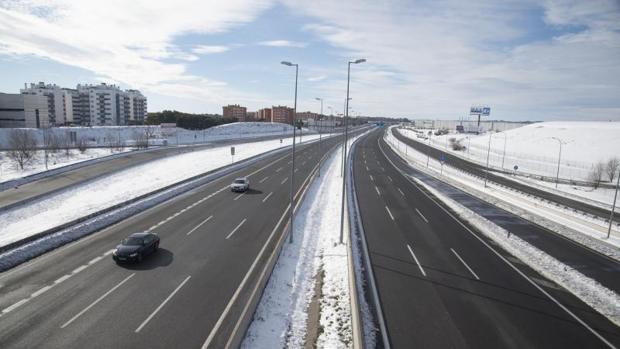 Madrid tiene en marcha autobuses lanzadera en las carreteras de acceso