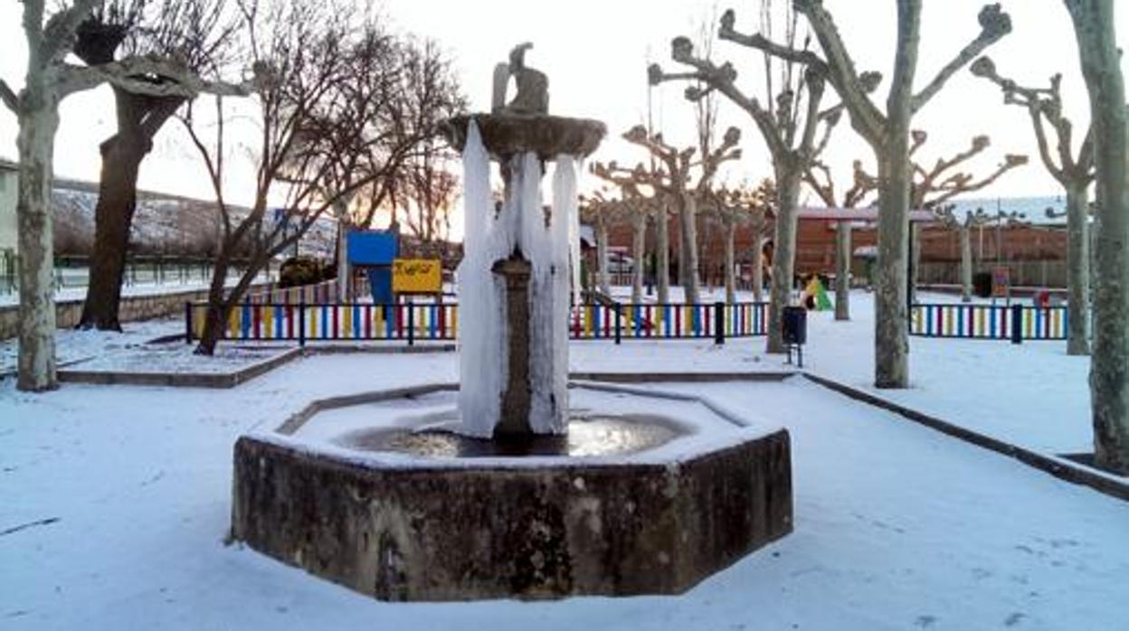 Fuente congelada en Molina de Aragón